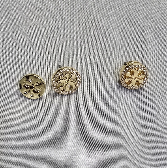Tory burch logo earrings new never used - Picture 8 of 9